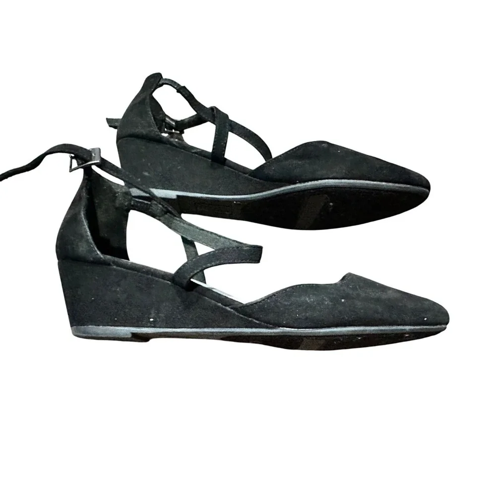 Dex Flex Black Suede Ankle Strap Low Wedge Heels Women's Size 9.5 Good Work Chic